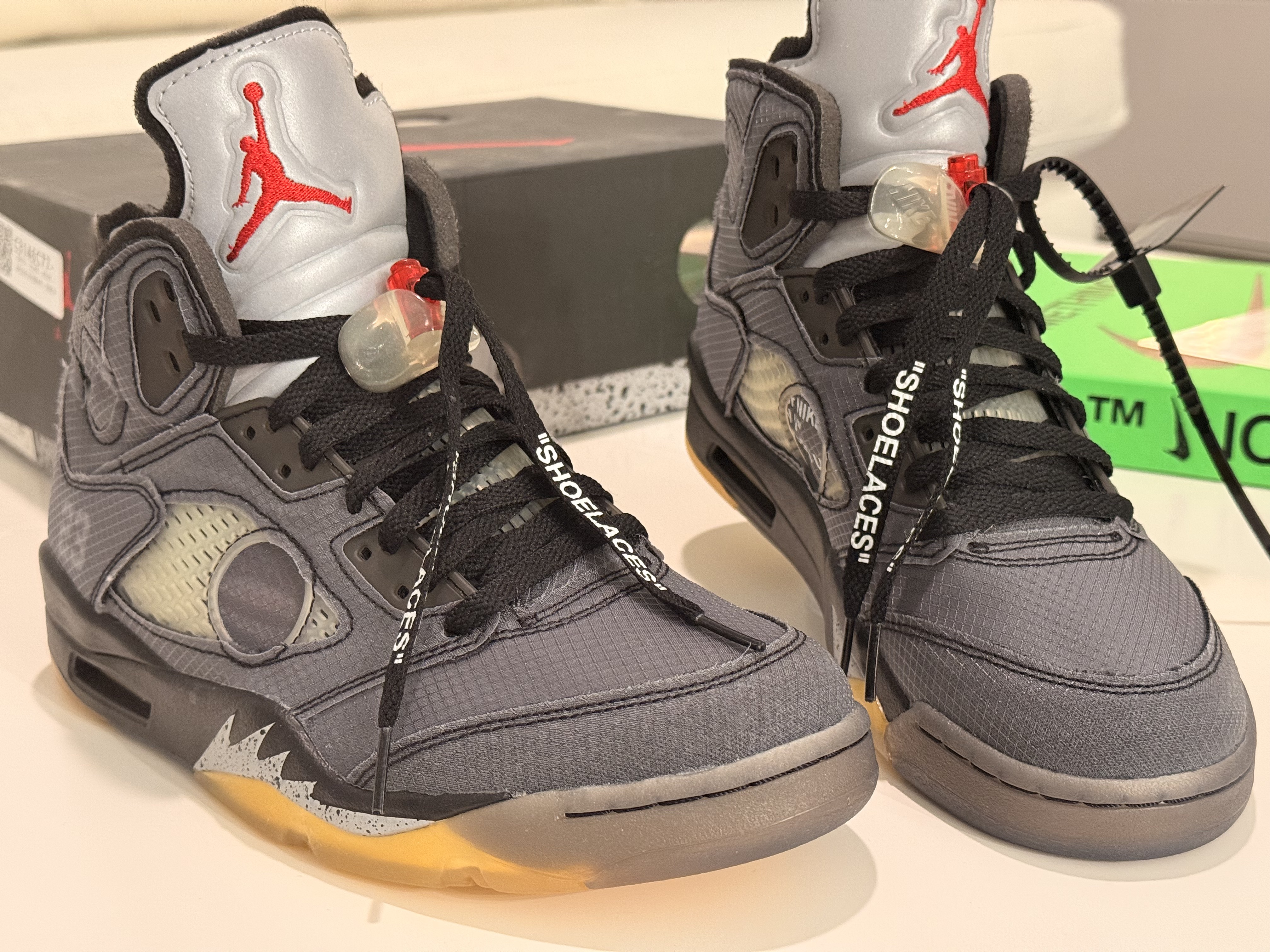 Jordan 5 Off-White Muslin on foot